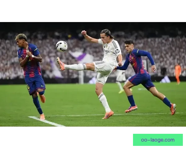 亚马尔精彩右脚远射力破皇马防线引爆全场